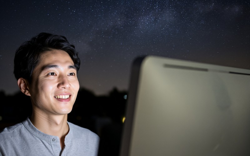 深夜福利網站付費觀看:深夜觀影新風尚，付費內容平臺的利與弊