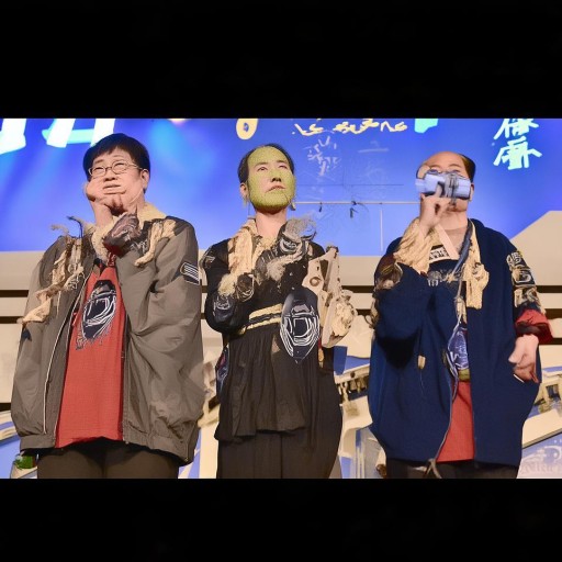 光影雕琢，影視與攝影中局部曝光的畫面層次藝術(shù)，（直接聚焦技術(shù)核心，突出層次藝術(shù)的專業(yè)性。）